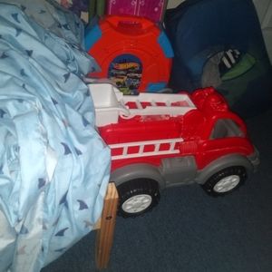 Kids toy truck